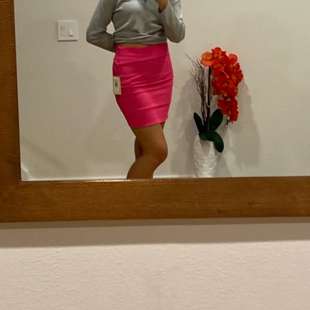 Pink rose fitted skirt